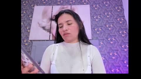 Snapshot of marie_g33 chatting on September 2025 01:57:02 PM Marie online show from September 2025 01:57:02 PM