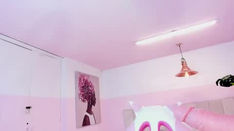 Marie online show from February 2025 07:17:02 AM