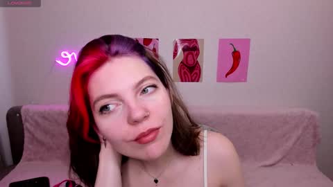 Snapshot of marie_reyes_ chatting on February 2026 02:55:02 AM Mary 3 online show from February 2026 02:55:02 AM