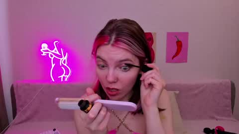 Marie 3 online show from April 2026 03:24:01 AM