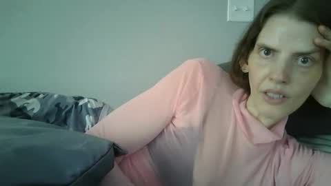 Mariejojo online show from April 2026 06:35:02 PM