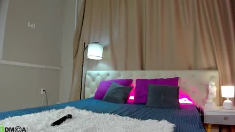 Snapshot of mariel_lie chatting on March 2026 01:17:02 AM Mariel online show from March 2026 01:17:02 AM