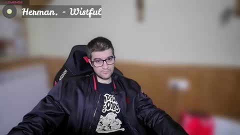 Snapshot of marielessfan chatting on December 2025 11:10:01 PM Marie online show from December 2025 11:10:01 PM