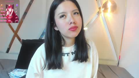 Snapshot of marielqueenx chatting on January 2025 06:41:01 AM Viviana online show from January 2025 06:41:01 AM