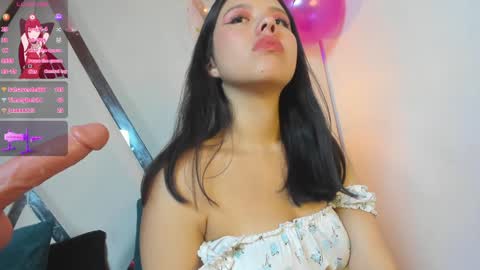 Snapshot of marielqueenx chatting on January 2025 11:36:02 AM Viviana online show from January 2025 11:36:02 AM