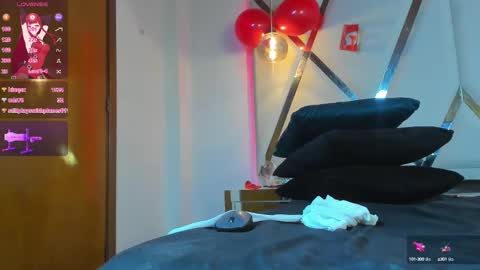Snapshot of marielqueenx chatting on February 2025 01:49:02 PM Viviana online show from February 2025 01:49:02 PM