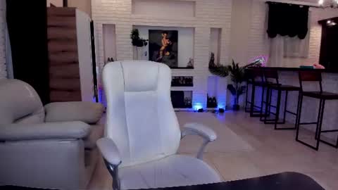 mariemlui online show from June 2026 02:32:02 PM