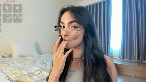 Snapshot of mariena_ chatting on March 2026 02:06:01 AM Mia online show from March 2026 02:06:01 AM