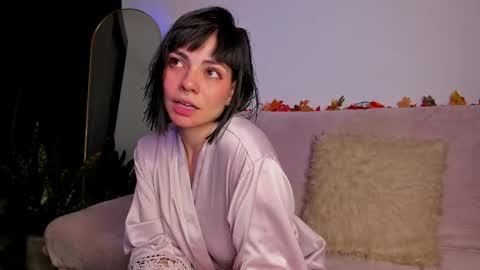 Amelie online show from June 2026 06:17:02 AM