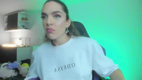 mariiahneedles online show from June 2026 01:28:02 AM