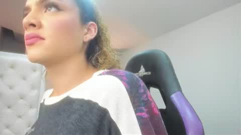 mariiahneedles online show from June 2026 12:41:02 AM