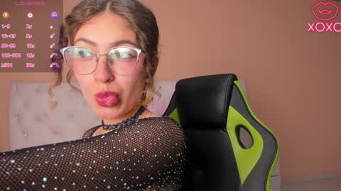 mariie_tayy online show from January 2025 07:40:01 PM