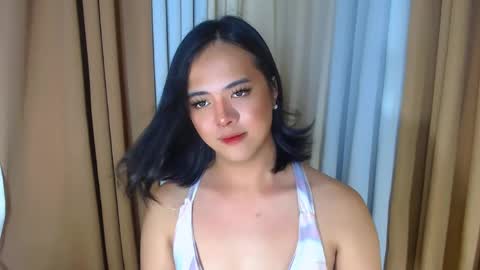 Snapshot of marikosue01 chatting on June 2026 06:10:02 PM marikosue online show from June 2026 06:10:02 PM