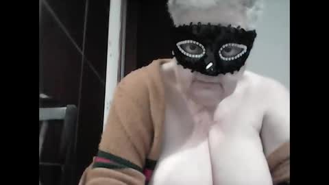 marilu64 online show from February 2026 01:06:02 PM