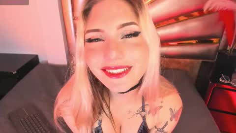 Mariluu  online show from February 2026 02:27:01 PM