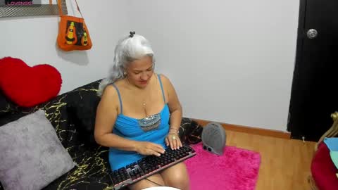 Snapshot of marilyn70 chatting on October 2025 10:07:01 PM marilyn70 online show from October 2025 10:07:01 PM