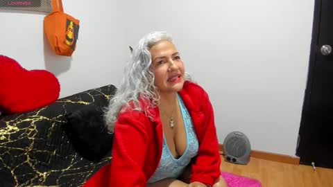 Snapshot of marilyn70 chatting on October 2025 10:32:02 PM marilyn70 online show from October 2025 10:32:02 PM