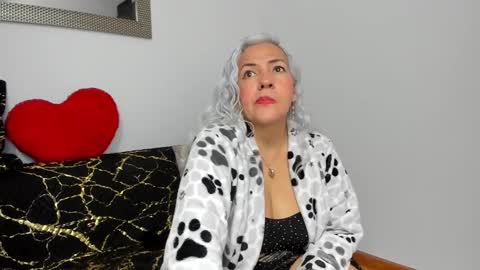 marilyn70 online show from January 2026 12:03:02 AM