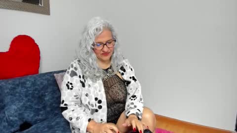 marilyn70 online show from February 2026 10:35:02 PM