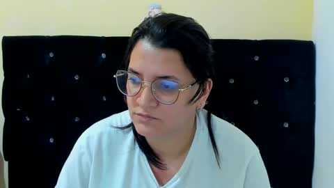 Snapshot of marilyn_garcia chatting on December 2024 04:17:01 PM MARILYN SEXY online show from December 2024 04:17:01 PM