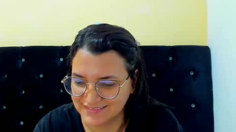 Snapshot of marilyn_garcia chatting on December 2024 02:13:02 PM MARILYN SEXY online show from December 2024 02:13:02 PM
