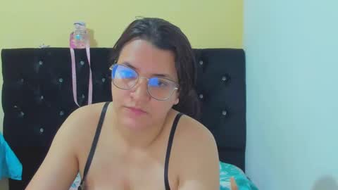 Snapshot of marilyn_garcia chatting on December 2024 02:38:01 PM MARILYN SEXY online show from December 2024 02:38:01 PM