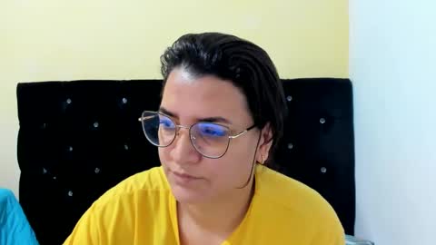 Snapshot of marilyn_garcia chatting on December 2024 02:33:01 PM MARILYN SEXY online show from December 2024 02:33:01 PM