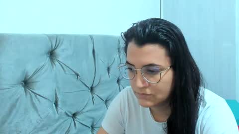 Snapshot of marilyn_garcia chatting on January 2025 05:39:01 PM MARILYN SEXY online show from January 2025 05:39:01 PM