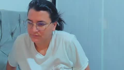 Snapshot of marilyn_garcia chatting on January 2025 02:15:02 AM MARILYN SEXY online show from January 2025 02:15:02 AM