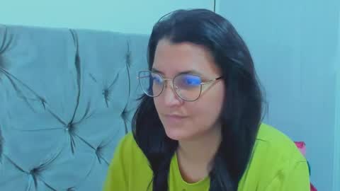 Snapshot of marilyn_garcia chatting on January 2025 05:23:02 PM MARILYN SEXY online show from January 2025 05:23:02 PM