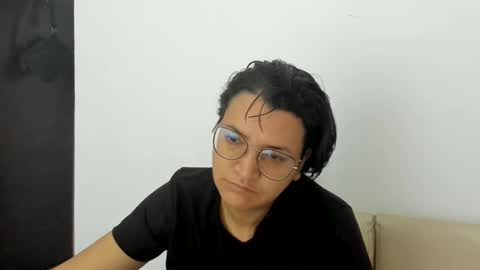 Snapshot of marilyn_garcia chatting on February 2025 03:09:01 PM MARILYN SEXY online show from February 2025 03:09:01 PM