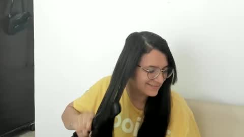 Snapshot of marilyn_garcia chatting on February 2025 07:15:02 PM MARILYN SEXY online show from February 2025 07:15:02 PM