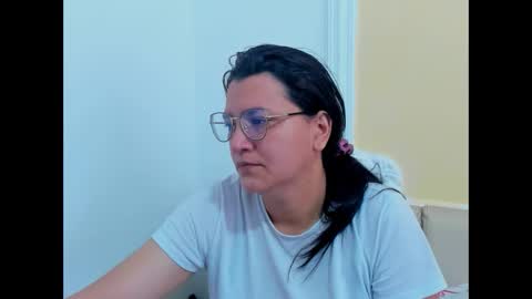 Snapshot of marilyn_garcia chatting on March 2025 03:16:02 PM MARILYN SEXY online show from March 2025 03:16:02 PM