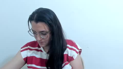 Snapshot of marilyn_garcia chatting on September 2025 04:40:01 PM MARILYN SEXY online show from September 2025 04:40:01 PM