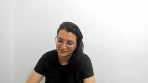 Snapshot of marilyn_garcia chatting on September 2025 01:12:01 PM MARILYN SEXY online show from September 2025 01:12:01 PM