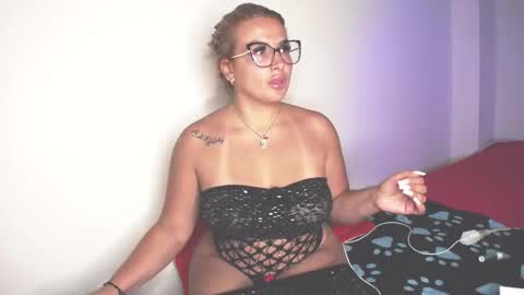 Marilyn Leon online show from October 2025 01:38:01 AM