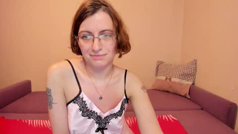 Marilyn online show from September 2025 09:59:02 PM