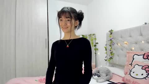 Snapshot of marin_kitoko chatting on January 2025 12:15:01 AM Marin kitoko online show from January 2025 12:15:01 AM