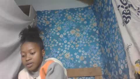 Snapshot of marinagold69 chatting on May 2026 12:01:02 PM marinagold69 online show from May 2026 12:01:02 PM