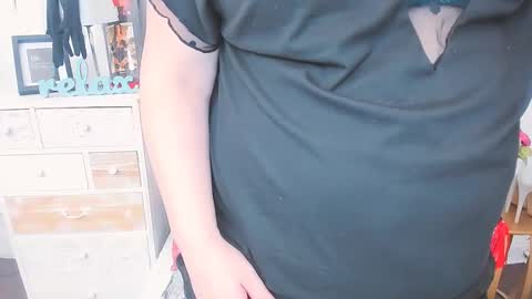 Marina online show from February 2025 03:39:02 PM