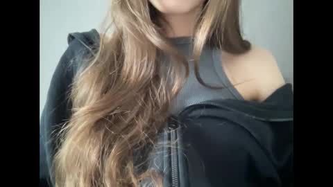 Snapshot of marinalovenow chatting on February 2025 01:14:01 PM Marina online show from February 2025 01:14:01 PM