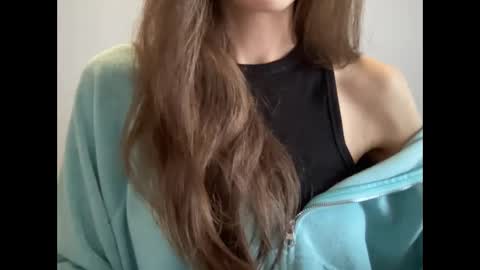 Snapshot of marinalovenow chatting on March 2025 09:44:01 AM Marina online show from March 2025 09:44:01 AM