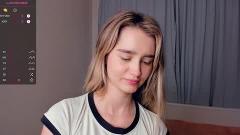 Snapshot of marionfuuller chatting on December 2024 06:02:02 AM Alivia. online show from December 2024 06:02:02 AM