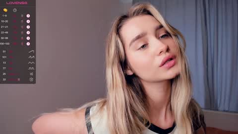 Snapshot of marionfuuller chatting on December 2024 09:07:01 AM Alivia. online show from December 2024 09:07:01 AM