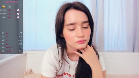 Snapshot of marionfuuller chatting on January 2025 12:17:02 PM Alivia. online show from January 2025 12:17:02 PM
