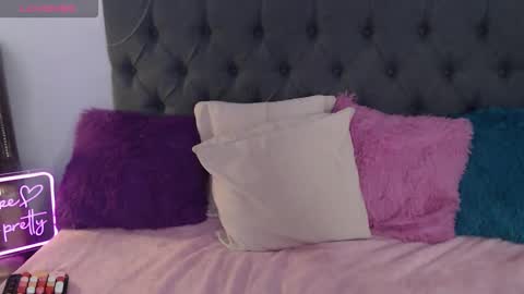 Paula Maria online show from May 2026 12:59:01 AM