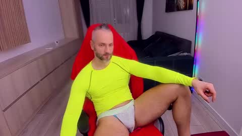 MarisMuscle online show from February 2025 08:00:02 AM