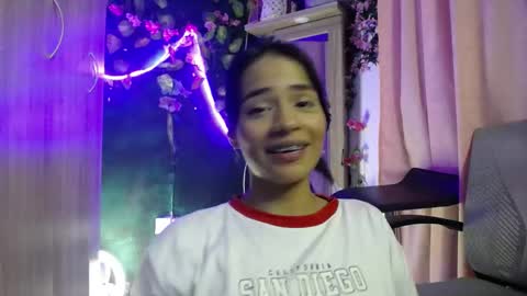 Snapshot of maritza_ferrerr chatting on December 2024 05:49:02 AM Maritza Ferrer -Samara Beltran online show from December 2024 05:49:02 AM