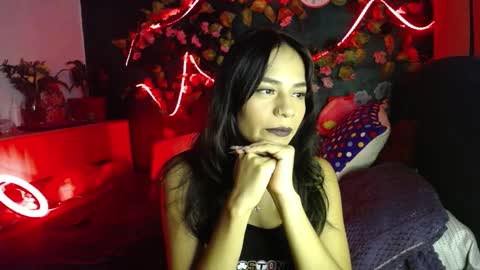 Snapshot of maritza_ferrerr chatting on December 2024 03:27:02 AM Maritza Ferrer -Samara Beltran online show from December 2024 03:27:02 AM