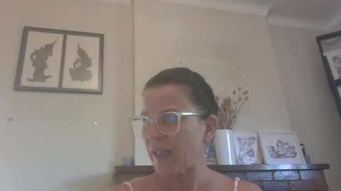 Snapshot of mark_and_lola chatting on December 2025 11:24:01 PM mark_and_lola online show from December 2025 11:24:01 PM